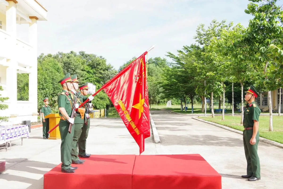 Trường Sĩ quan Công binh tổ chức Lễ tốt nghiệp cho Học viên Sĩ quan dự bị Khóa 31